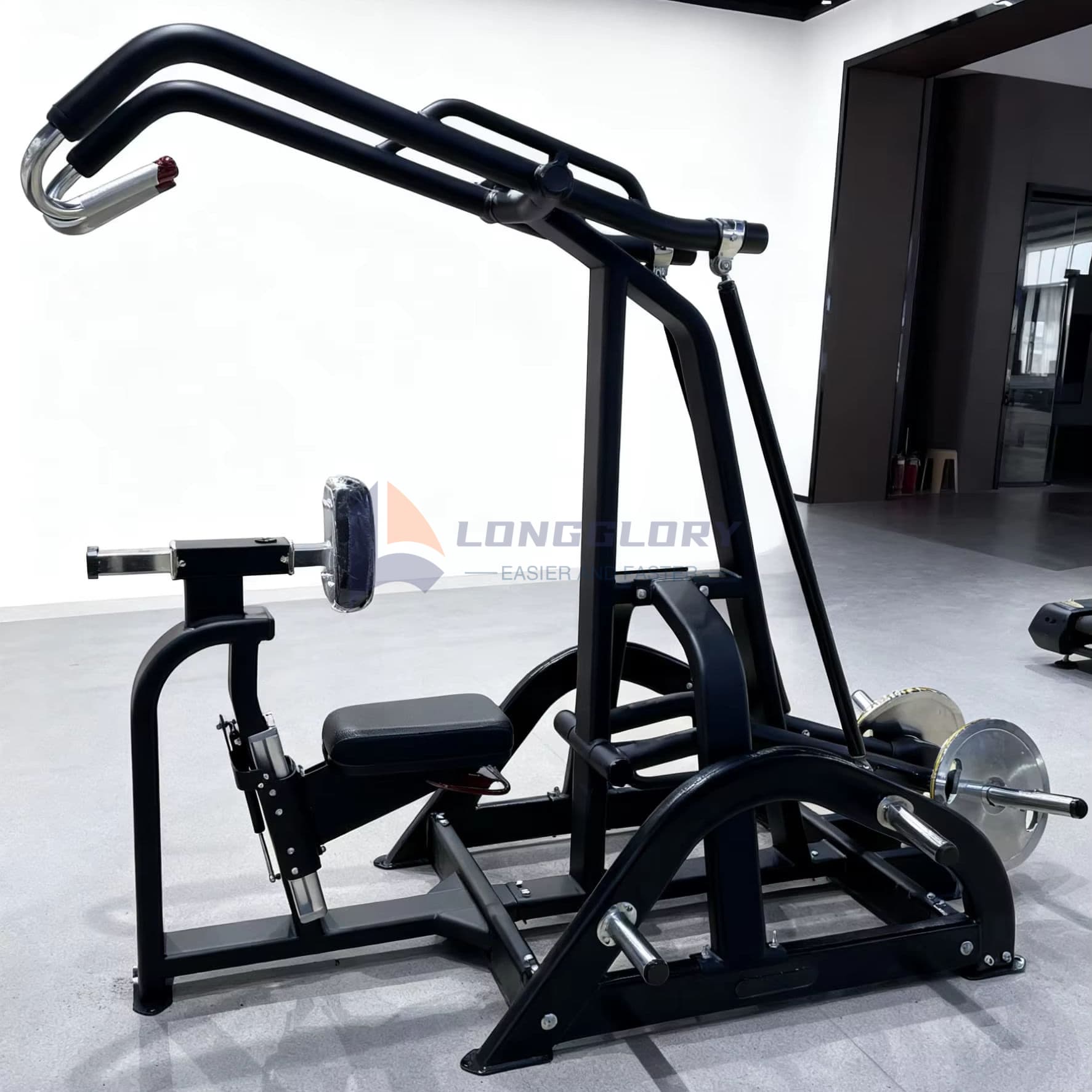 Deux façons d'utiliser la machine Lat Pulldown