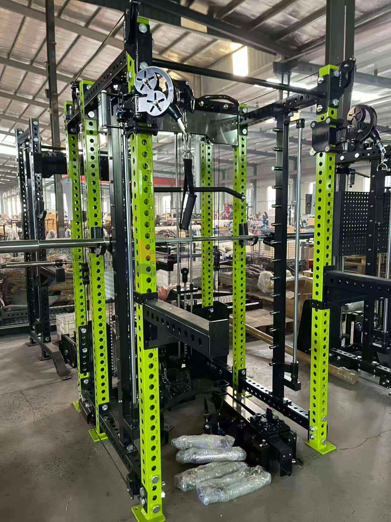 Support de squat Smith pour entraîneur multifonctionnel