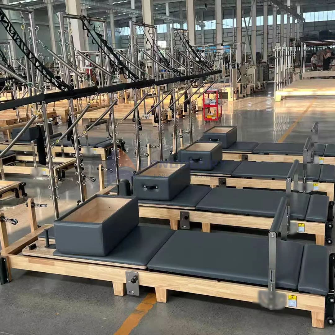 Reformer Pilates en chêne avec demi-tour