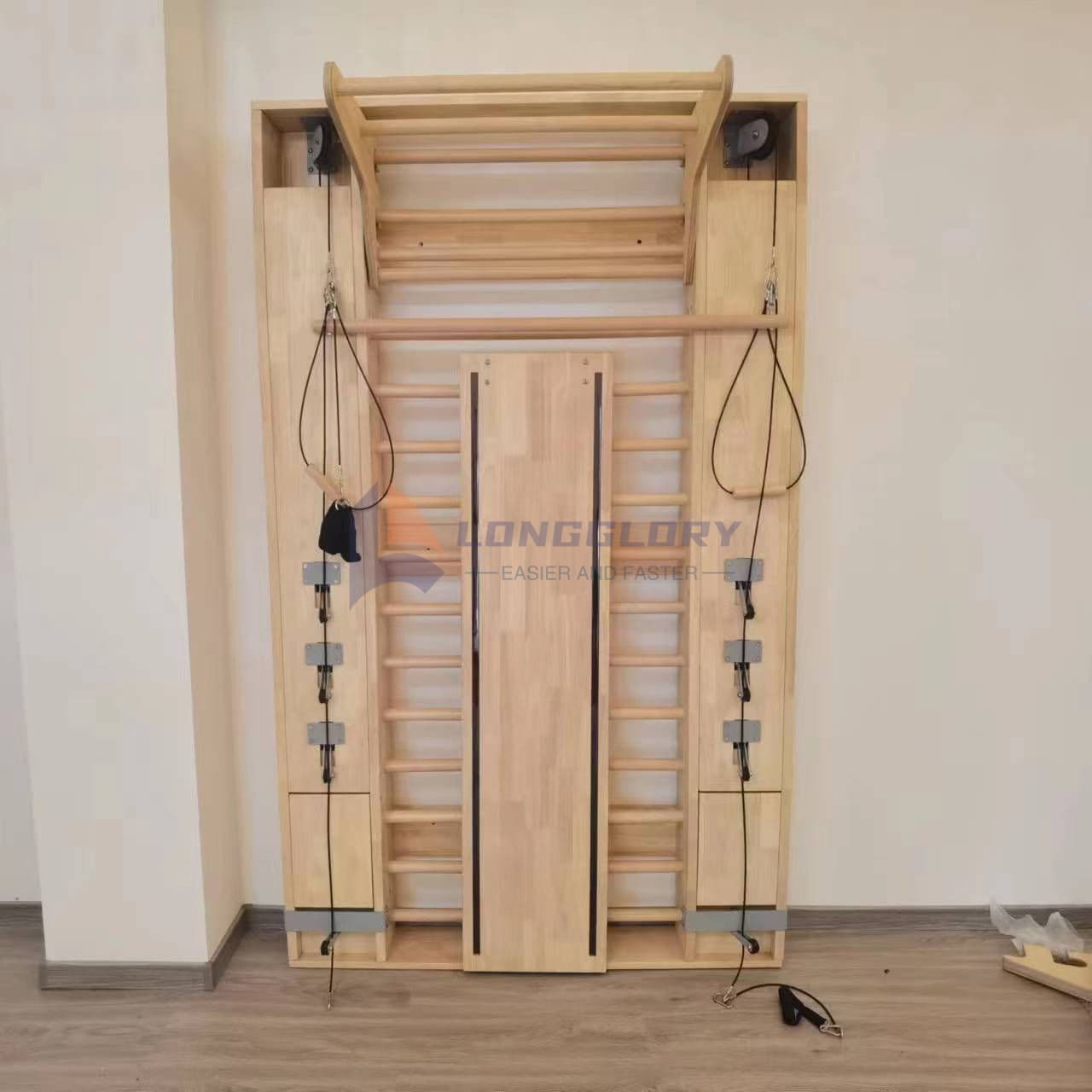 Échelle suédoise à support mural